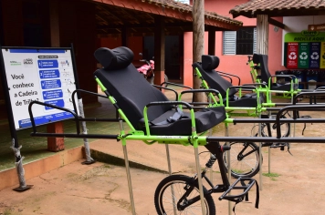AGORA TEM CADEIRAS ADAPTADAS PARA TRILHAS NO HORTO