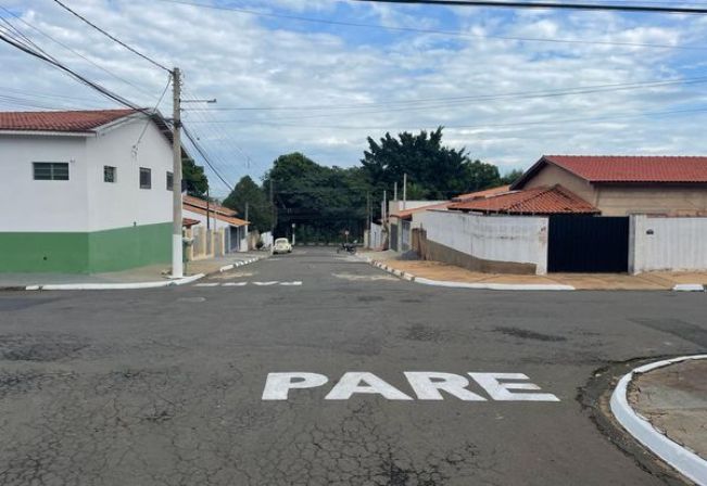 BAIRROS EM ORDEM SEGUE NO JARDIM ALVORADA 